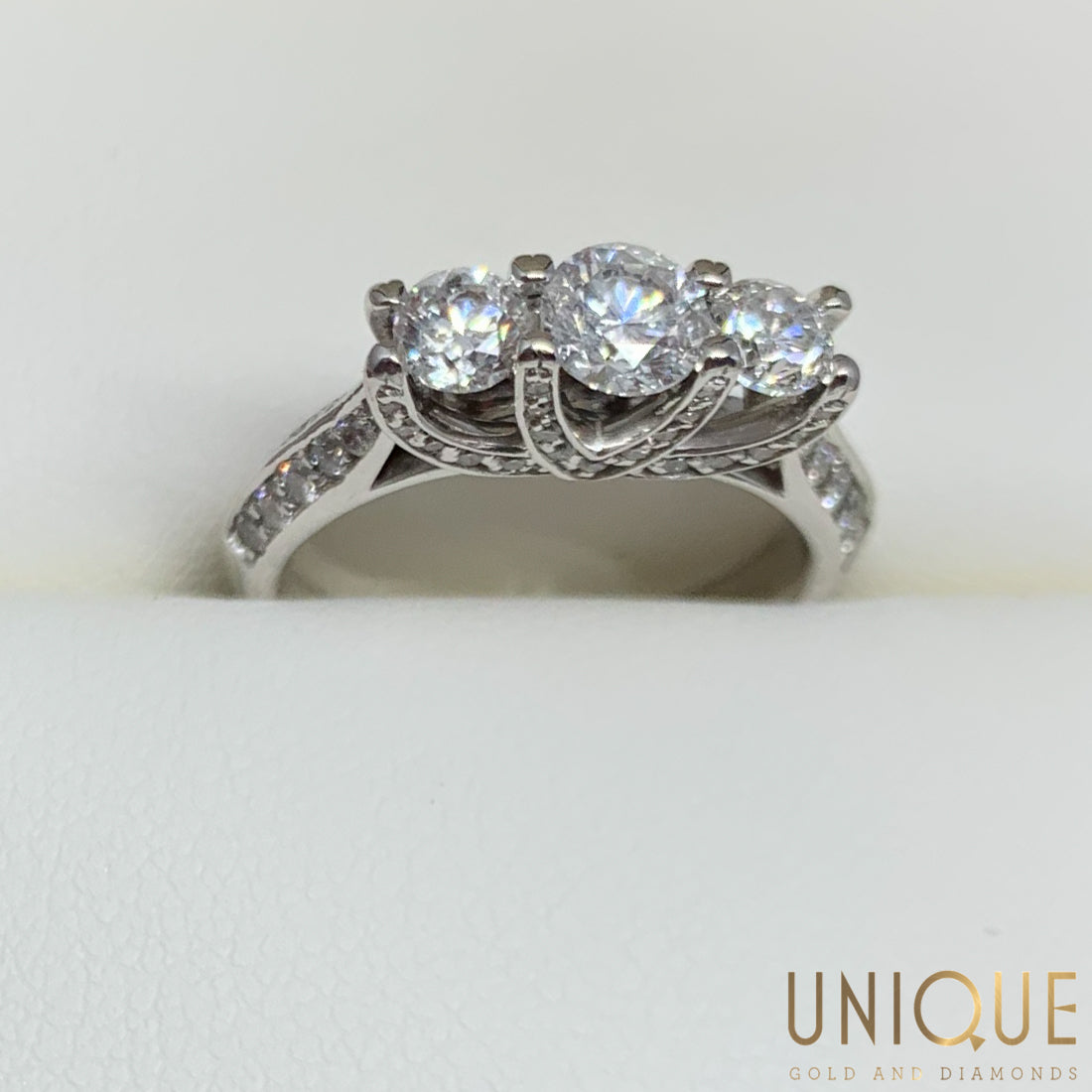 Diamond past present future ring Clearance