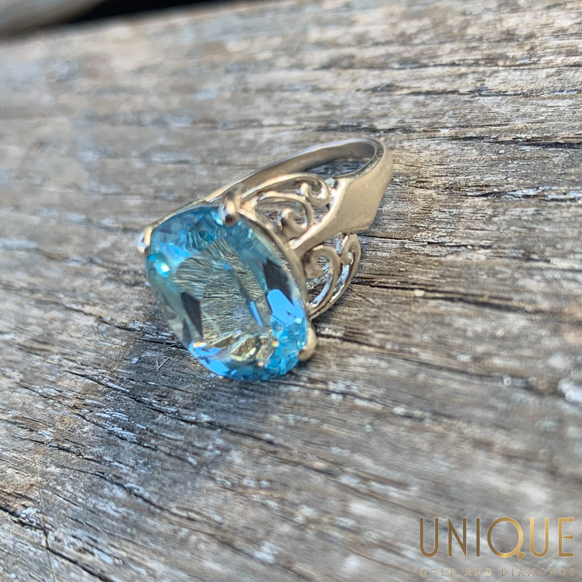 Blue topaz shop antique rings