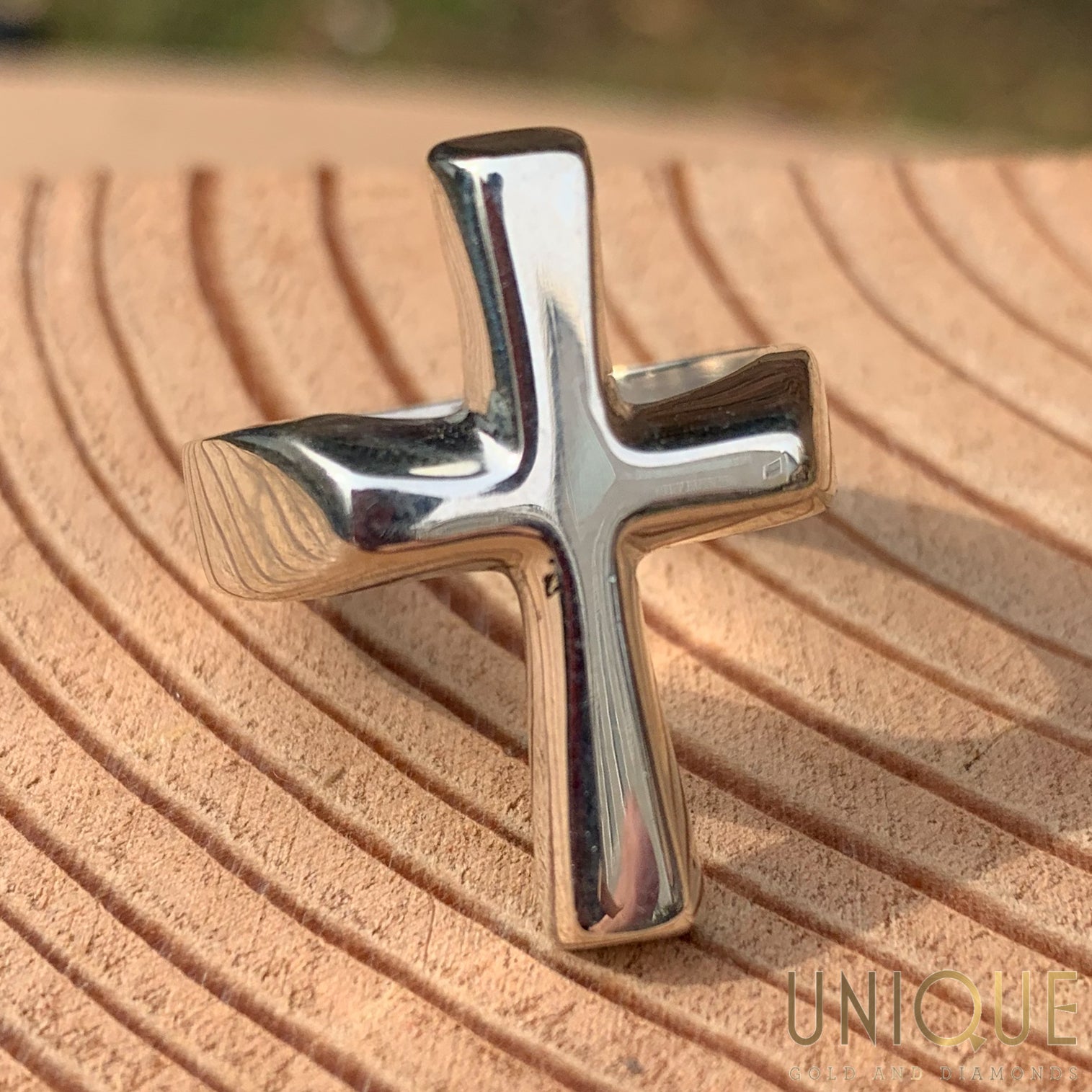 Large shop cross ring