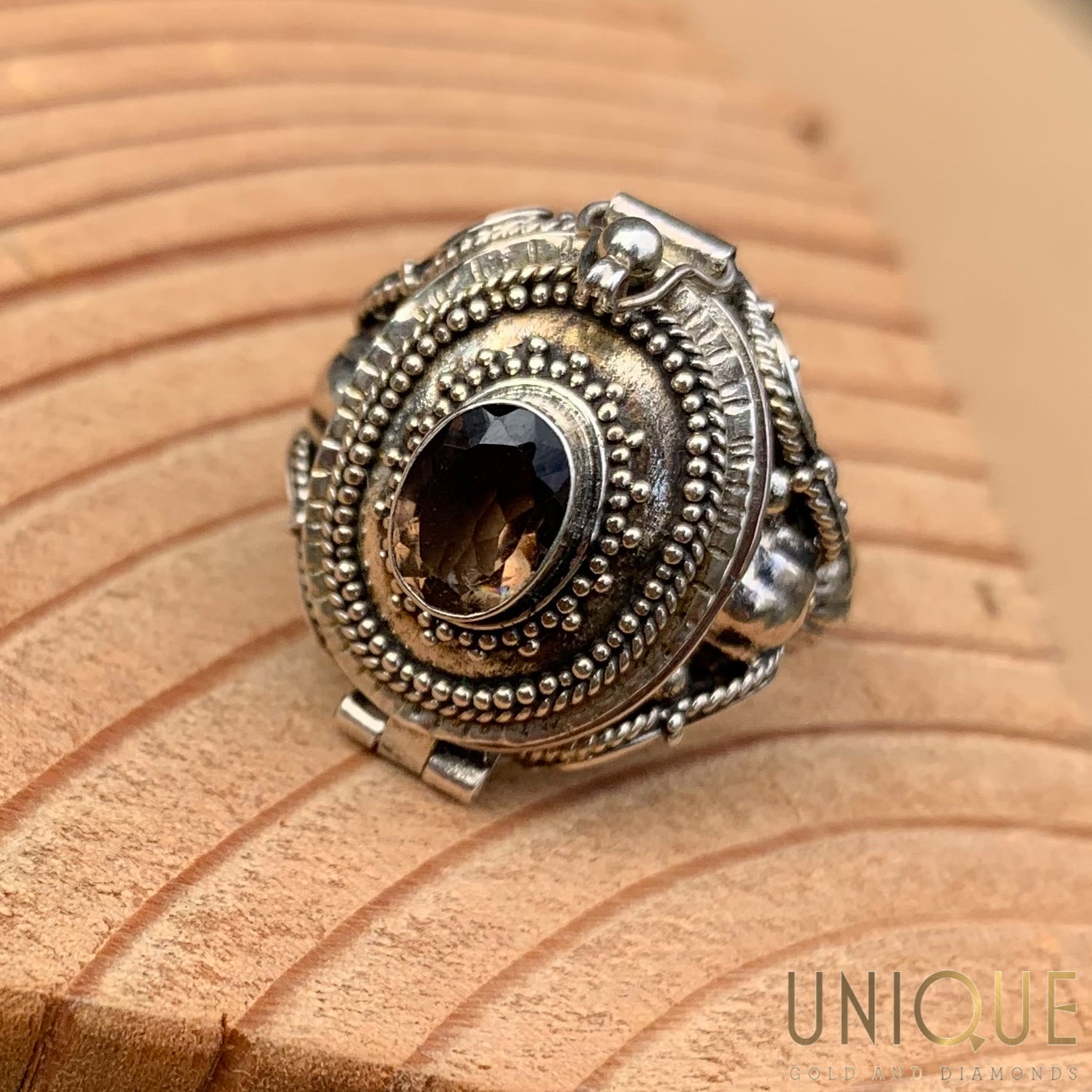 Amethyst poison ring sale