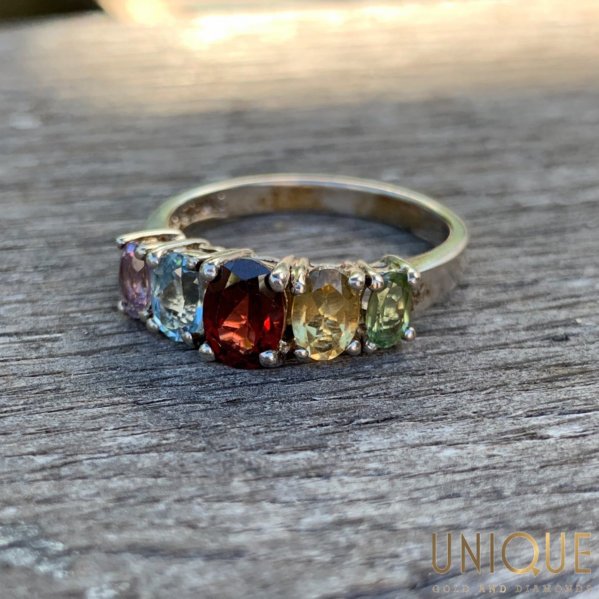 Vintage gem rings hotsell