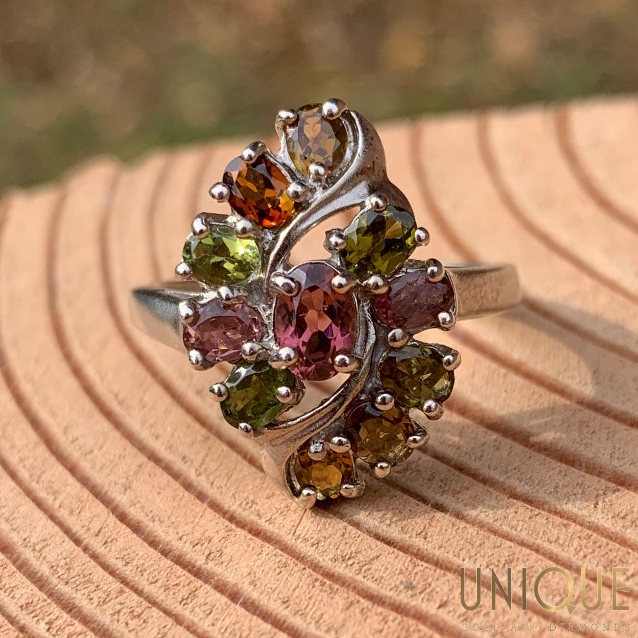 Silver cluster ring top