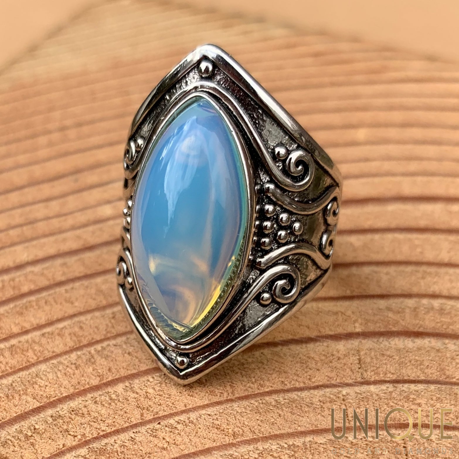 Vintage stone outlet rings